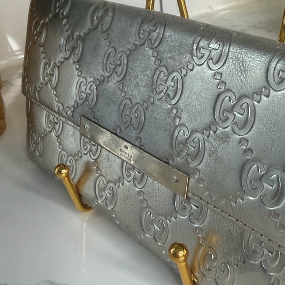Gucci Silver/goldish Embossed Wallet (project piece) - Picture 3 of 11